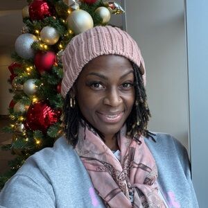 Meet your Posher, Nikisha